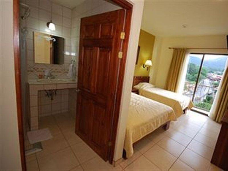 Hotel La Fortuna Buitenkant foto