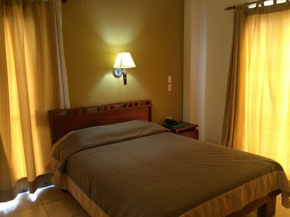 Hotel La Fortuna Buitenkant foto